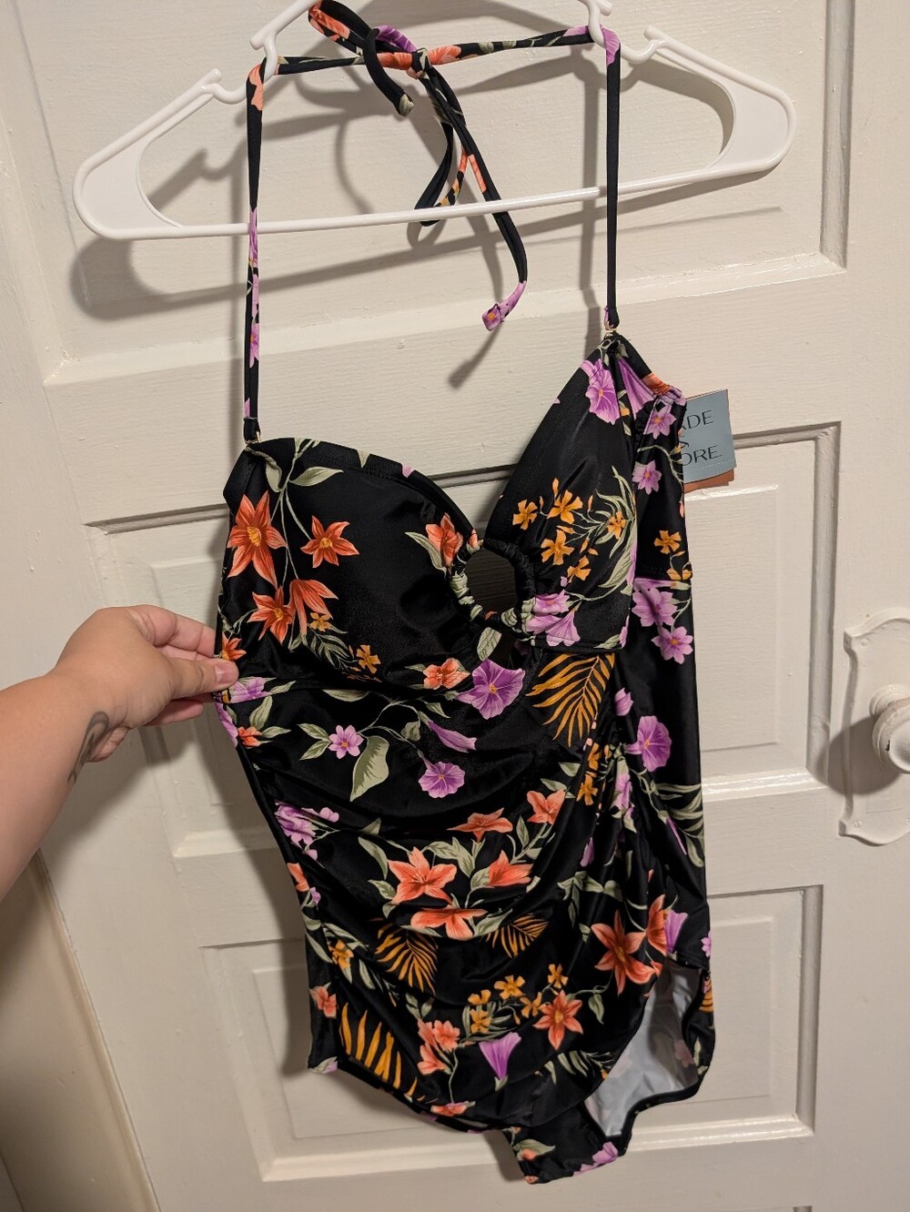 NWT Tummy Control Bandeau Halter One-Piece Swimsuit Black Tropical Floral